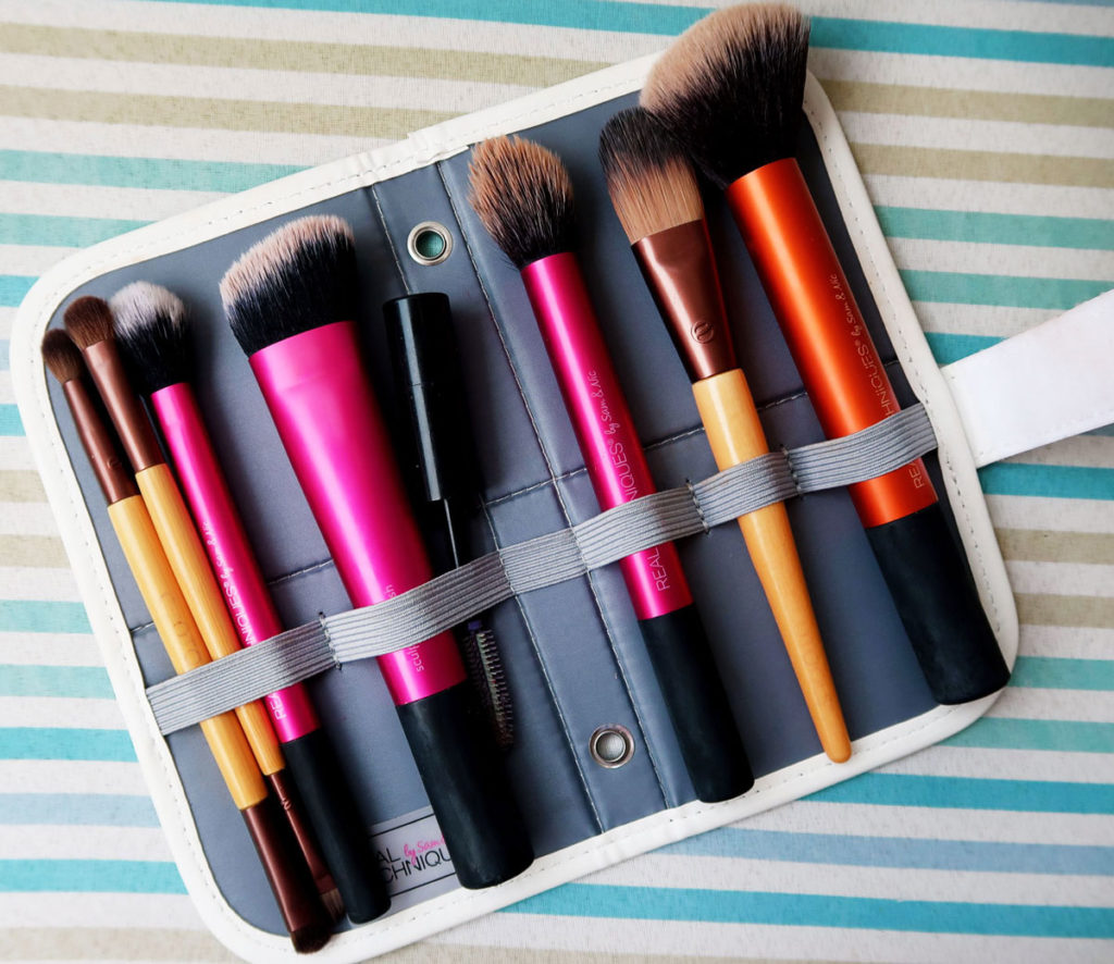 My Travel Makeup Bag and Brushes